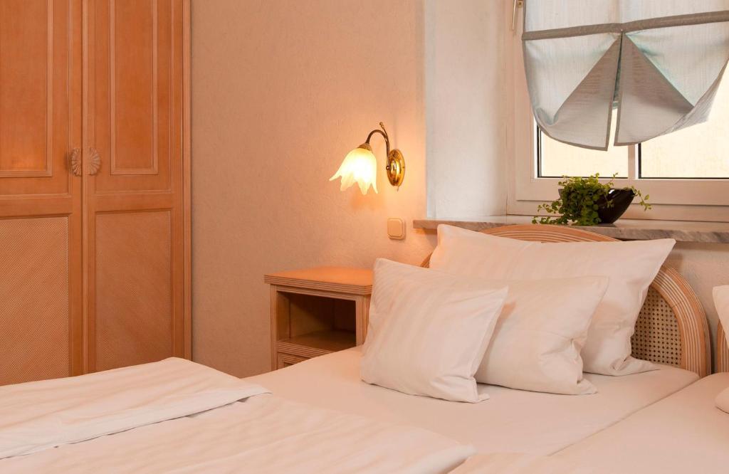 Geniesserhotel Lodner Lauingen Стая снимка
