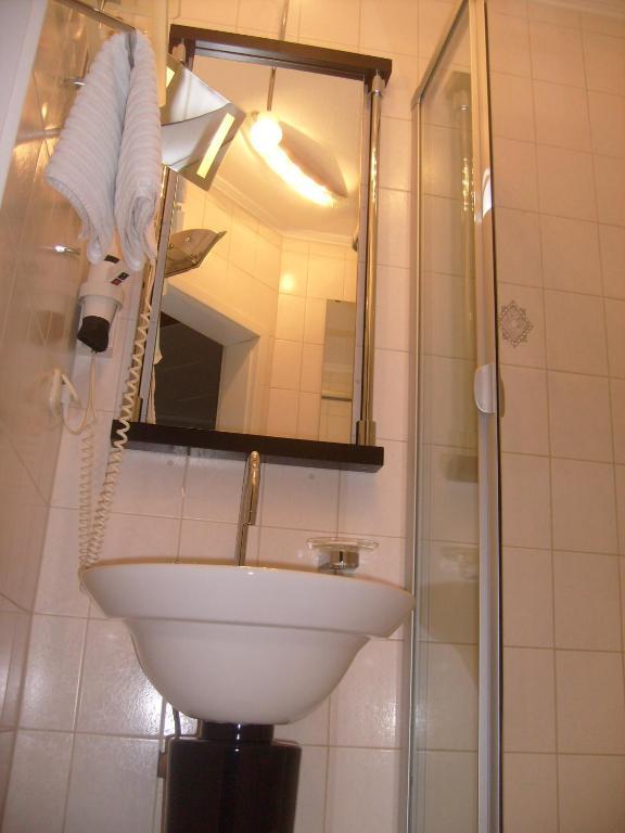 Geniesserhotel Lodner Lauingen Стая снимка